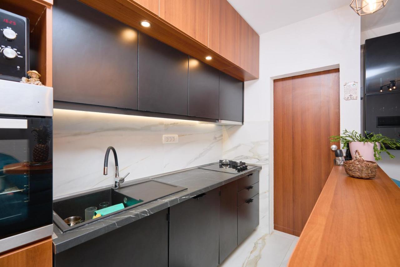 Stiga 4 - New 2 Bedroom Apartment Babino Polje Exterior foto